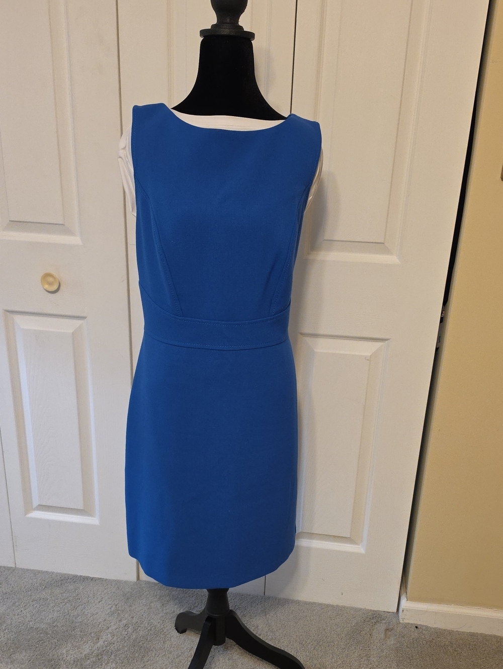 LOFT Classic Sleeveless Sheath Dress in Royal Blue
